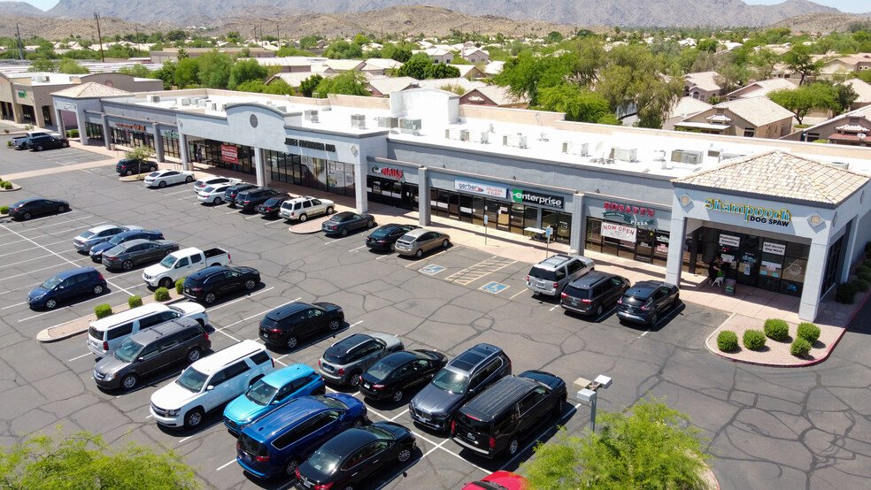 42nd St, Phoenix, AZ à louer - Photo de l’immeuble – Image 3 sur 14