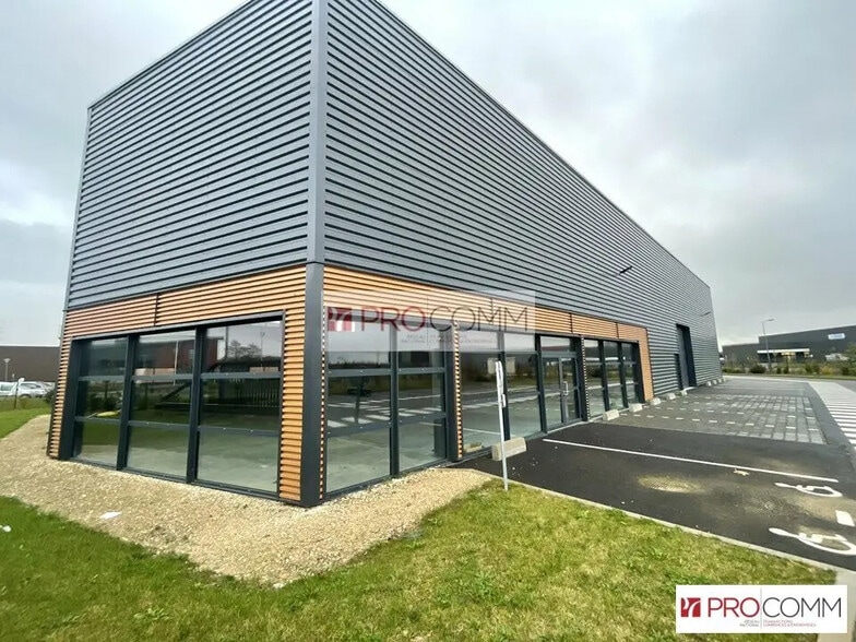 Industriel/Logistique dans Mainvilliers à louer - Photo de l’immeuble – Image 1 sur 3