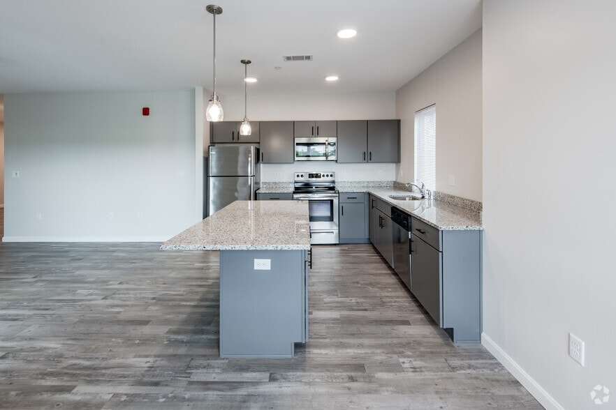 21 East St, North Attleboro, MA à louer - Photo intérieure – Image 3 sur 40