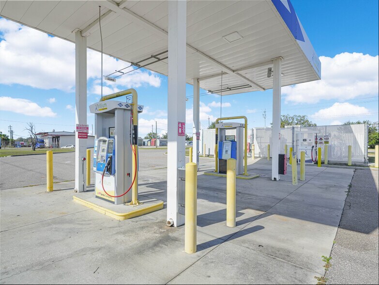 1009 Canal st, Mulberry, FL à vendre - Photo principale – Image 1 sur 8