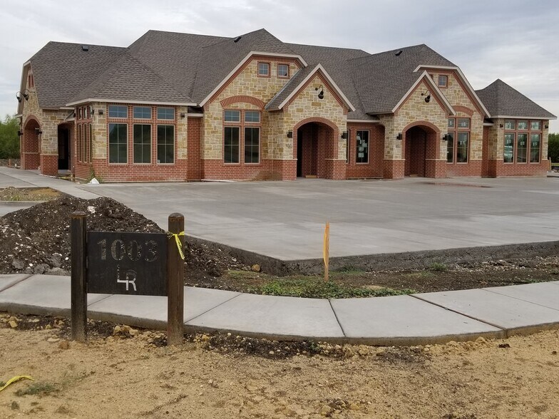 1003 Legacy Ranch Rd, Waxahachie, TX à vendre - Photo de l’immeuble – Image 2 sur 12
