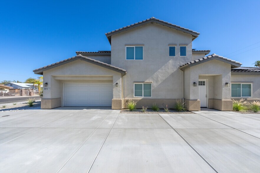 33912 Whispering Palms Trail, Cathedral City, CA à vendre - Photo de l’immeuble – Image 2 sur 35