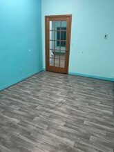 302 E Howard St, Hibbing, MN à louer Photo intérieure– Image 2 sur 5