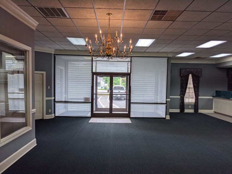105 Dearborn St, Great Falls, SC à vendre - Photo intérieure – Image 2 sur 10