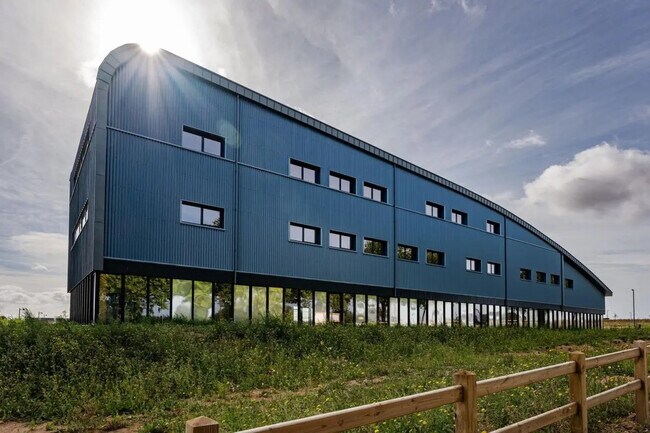 Plus de détails pour Bureau à vendre