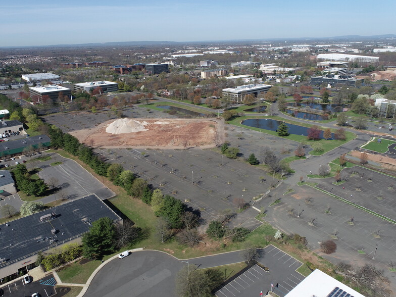 400 Atrium Dr, Somerset, NJ à louer - Aérien – Image 3 sur 8