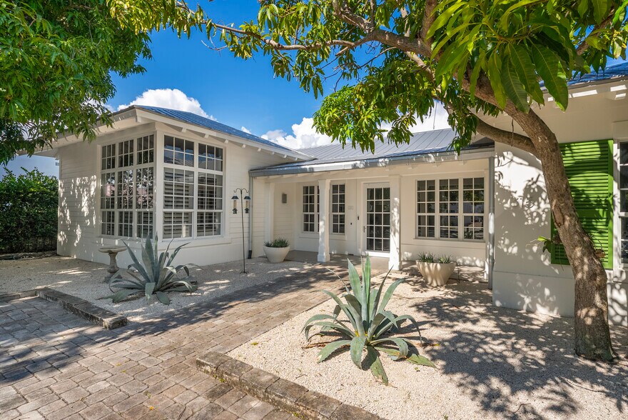 315 9th St, West Palm Beach, FL à vendre - Photo de l’immeuble – Image 1 sur 20