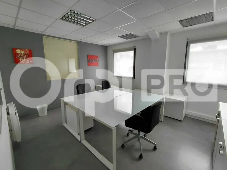 Bureau dans La Baule-Escoublac à louer - Photo intérieure – Image 2 sur 5
