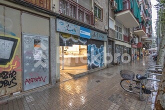 Local commercial dans Barcelone, Barcelona à louer Photo intérieure– Image 1 sur 16