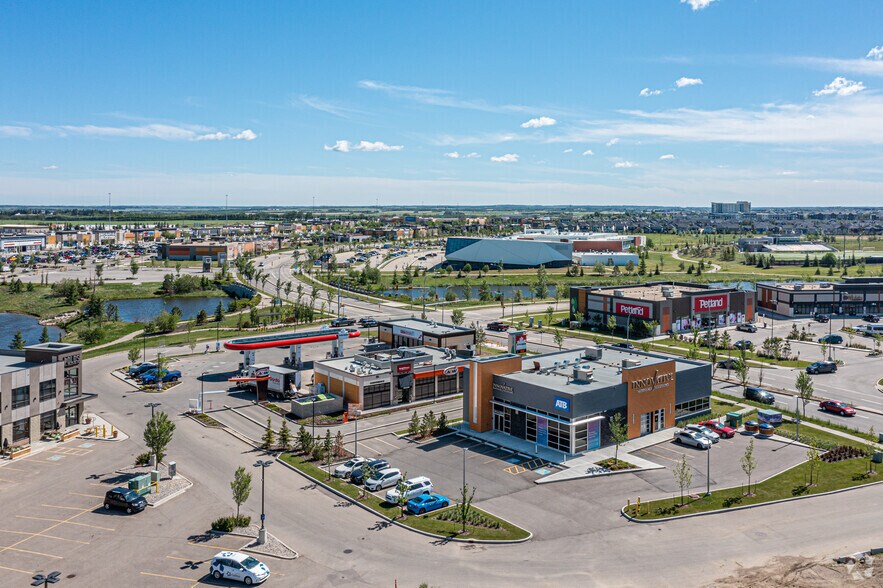 960-1000 Emerald Dr, Sherwood Park, AB à louer - Aérien – Image 2 sur 3