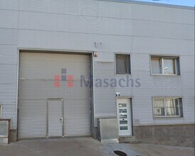 Industriel/Logistique dans Cornellà del Terri, Gerona à louer Photo de l’immeuble– Image 1 sur 13