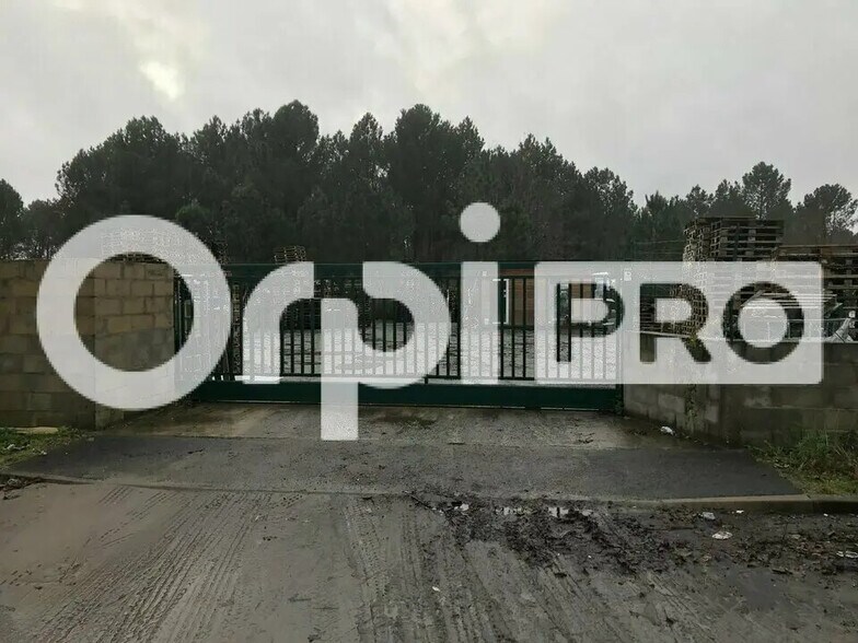 Terrain dans SAINT-JEAN-D'ILLAC à vendre - Photo de l’immeuble – Image 1 sur 2