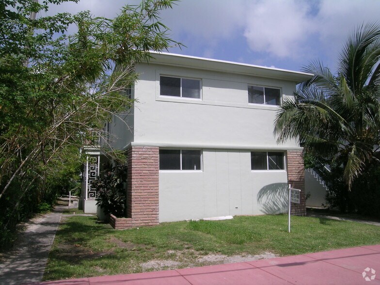 1580 Bay Rd, Miami Beach, FL à vendre - Photo principale – Image 1 sur 2