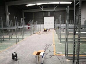 Local d’activités dans SAINT-OUEN-L'AUMONE à louer Photo intérieure– Image 2 sur 10