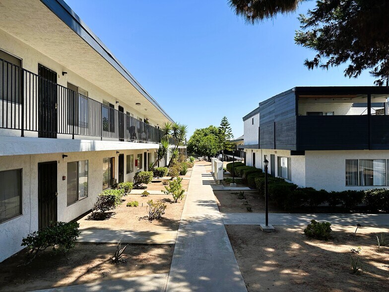 240-260 Euclid Ave, San Diego, CA à vendre - Photo de l’immeuble – Image 2 sur 12