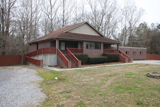 Plus de détails pour 691 N Cave Spring St, Cedartown, GA - Spécialisé à vendre