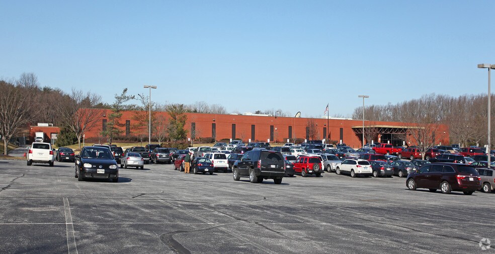 7100 Standard Dr, Hanover, MD à vendre - Photo de l’immeuble – Image 2 sur 2