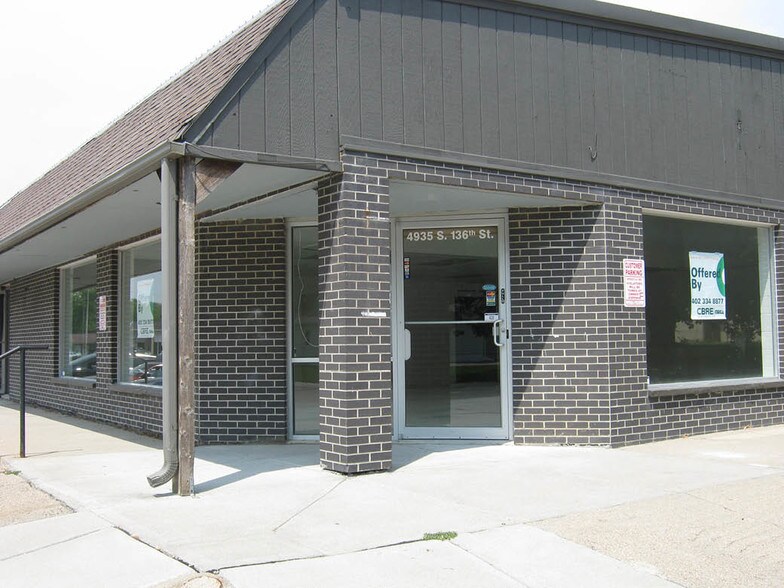 4917-4935 S 136th St, Omaha, NE à louer - Photo de l’immeuble – Image 3 sur 8