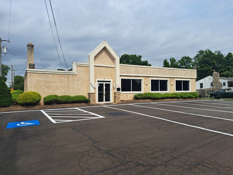 2820 Old Lincoln Hwy, Trevose, PA à vendre - Photo de l’immeuble – Image 3 sur 27