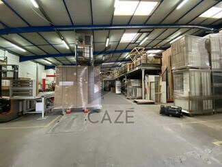 Plus de détails pour Bureau, Local d'activités à louer