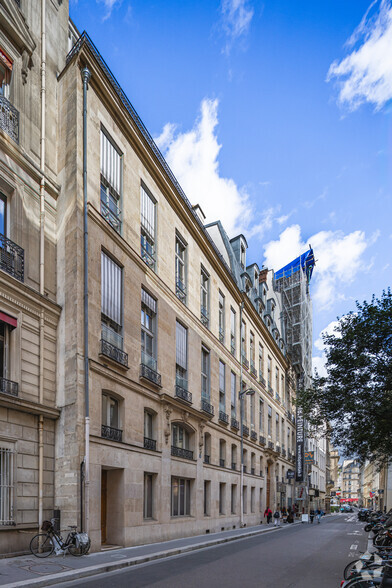 Espace de coworking dans Paris à louer - Photo de l’immeuble – Image 2 sur 9