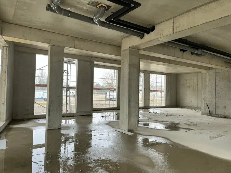 Local commercial dans Strasbourg à louer - Photo de l’immeuble – Image 3 sur 10