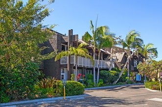 2725-2727 Shelter Island Dr, San Diego, CA à louer Photo intérieure– Image 2 sur 10