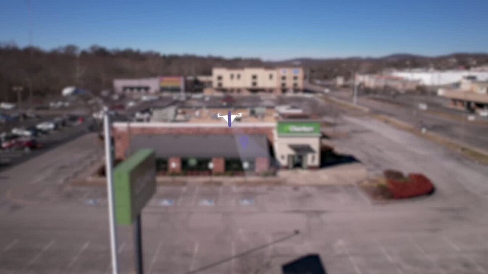 1920 N Eastman Rd, Kingsport, TN à louer - Vidéo sur l’annonce professionnelle – Image 2 sur 12