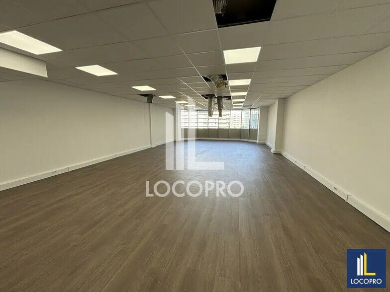 455 Promenade Des Anglais, Nice à louer - Photo de l’immeuble – Image 3 sur 6