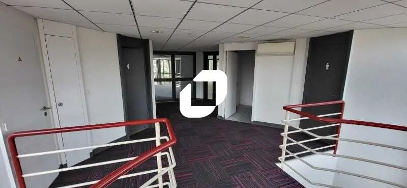 Bureau dans Mérignac à louer - Photo de l’immeuble – Image 3 sur 4