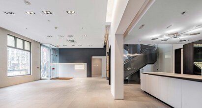 99 Jarvis St, Toronto, ON à louer Photo intérieure– Image 2 sur 4