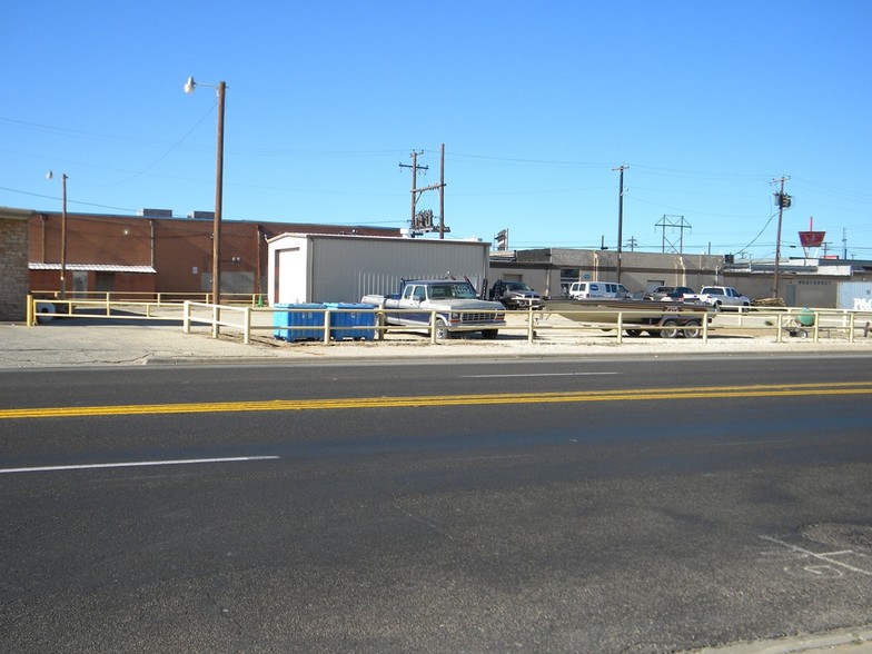 1011 E 7th St, Odessa, TX à louer - Photo de l’immeuble – Image 3 sur 16