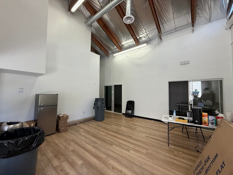 1523 26th St, Santa Monica, CA à louer - Photo de l’immeuble – Image 3 sur 4