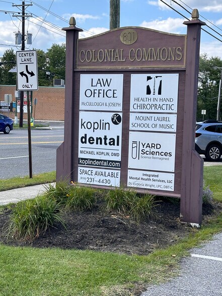 801 S Church St, Mount Laurel, NJ à louer - Photo de l’immeuble – Image 2 sur 3