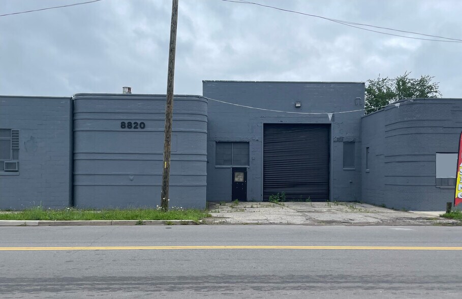 8820 Lyndon St, Detroit, MI à vendre - Photo de l’immeuble – Image 2 sur 20