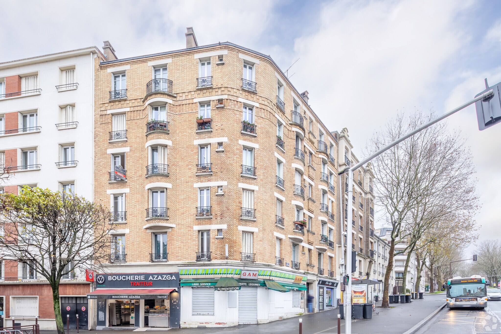 1 Rue De Verdun-Lazare-Ponticelli, Le Kremlin-Bicêtre à louer Photo principale– Image 1 sur 3