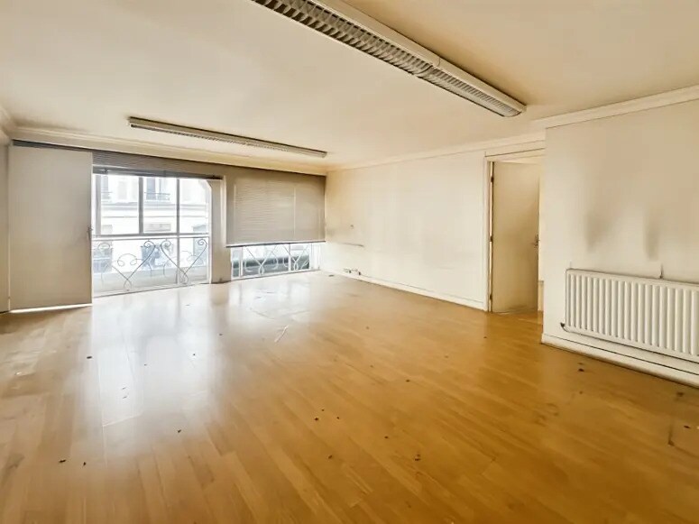 Bureau dans Paris à louer - Photo de l’immeuble – Image 2 sur 6