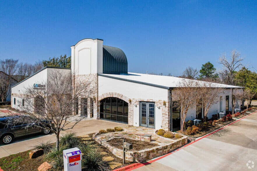 620 E Southlake Blvd, Southlake, TX à louer - Photo de l’immeuble – Image 2 sur 4