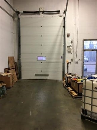 Plus de détails pour 6715-6739 76th Ave NW, Edmonton, AB - Industriel/Logistique à louer
