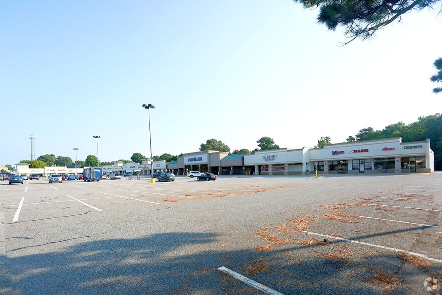 1200-1362 N Great Neck Rd, Virginia Beach, VA à louer - Photo de l’immeuble – Image 3 sur 13
