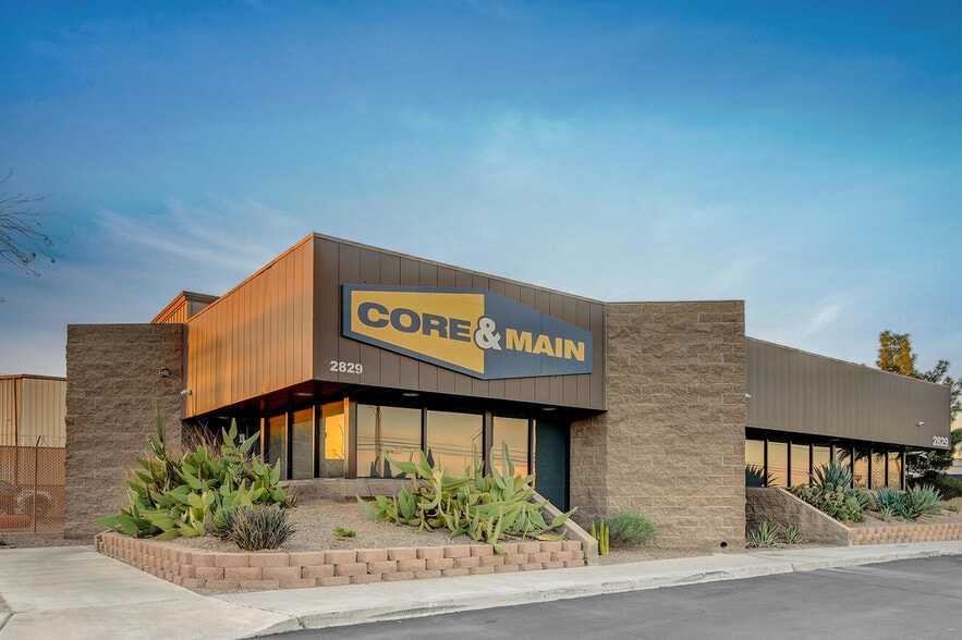 2829 Losee Rd, North Las Vegas, NV à vendre - Photo principale – Image 1 sur 17