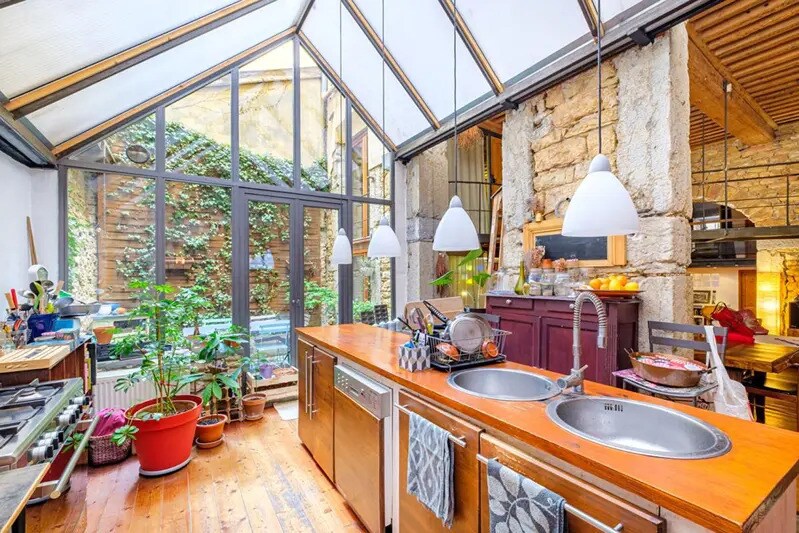 Bureau dans Lyon à vendre - Photo de l’immeuble – Image 3 sur 10