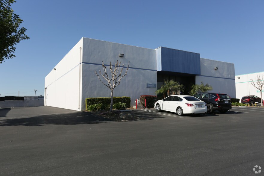 1271-1273 W 9th St, Upland, CA à louer - Photo principale – Image 1 sur 3