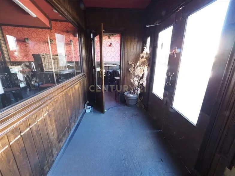 Immeuble residentiel dans Terrassa, Barcelona à vendre - Photo intérieure – Image 2 sur 10