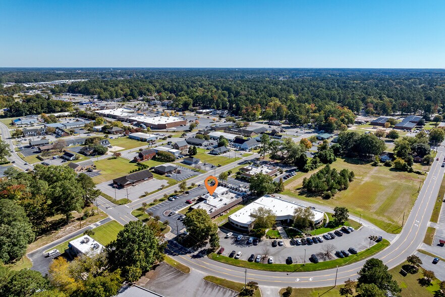 180 Foy Dr, Rocky Mount, NC à vendre - Photo de l’immeuble – Image 1 sur 9