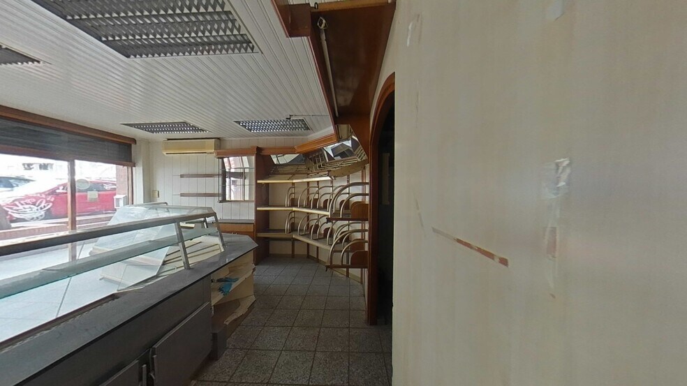 View Photo
