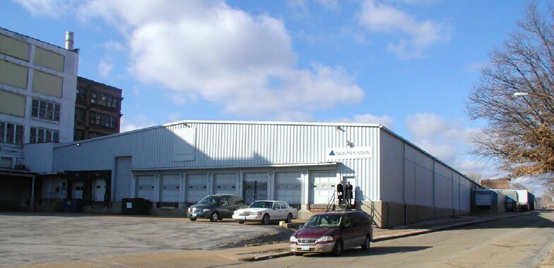 2600 Samuel T Shepard Dr, Saint Louis, MO à vendre Photo principale– Image 1 sur 8