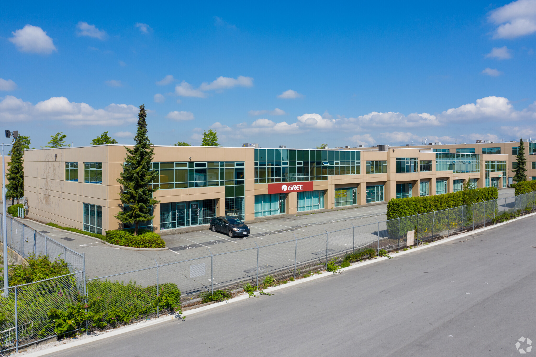 20800 Westminster Hwy, Richmond, BC à louer Photo principale– Image 1 sur 6
