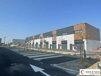 Plus de détails pour Local d'activités à louer