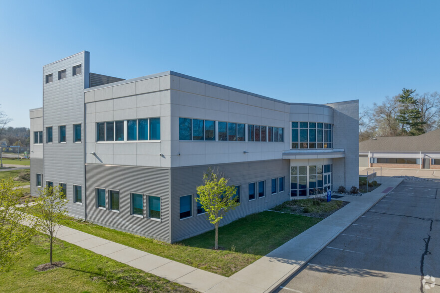 1825 S Park St, Kalamazoo, MI à louer - Photo de l’immeuble – Image 3 sur 5